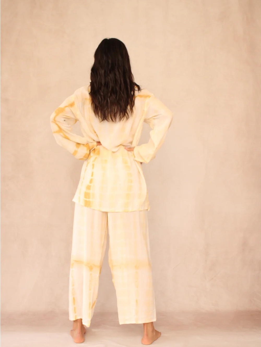 100% Silk SUNCHASERS Shibori set - Picture 2 of 7